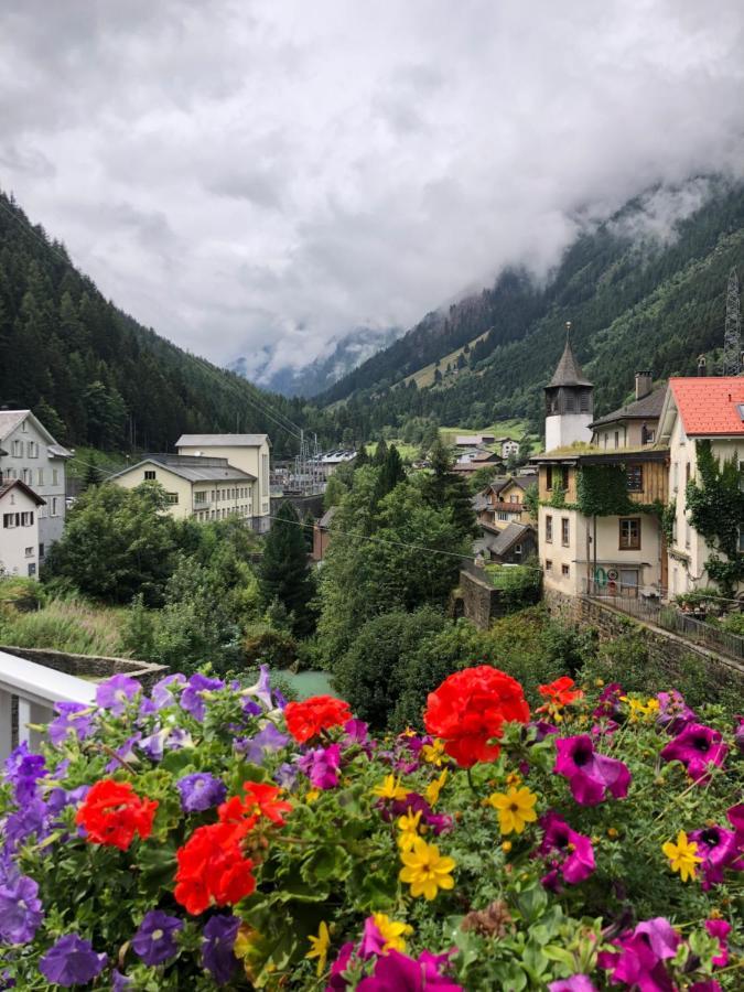 Apartamento Alpine Haus Göschenen Exterior foto